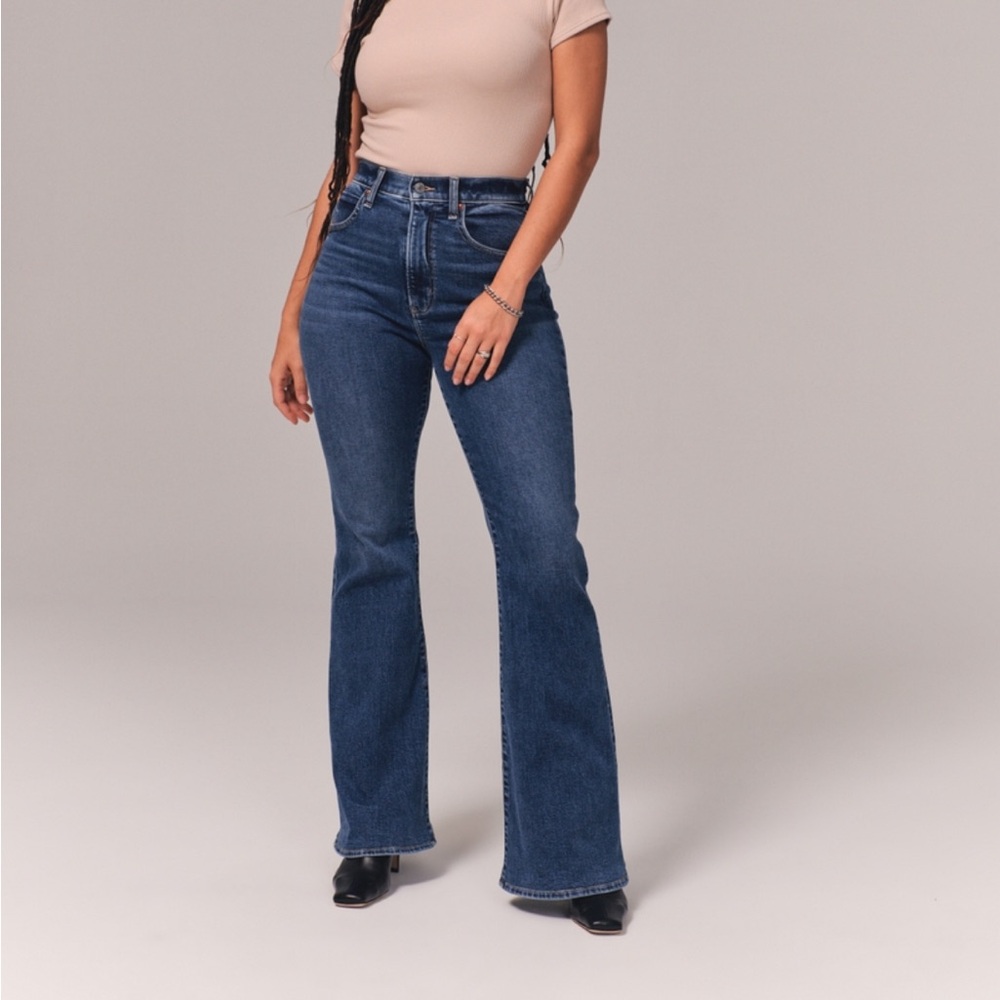 Abercrombie Curve Love Flare Jeans